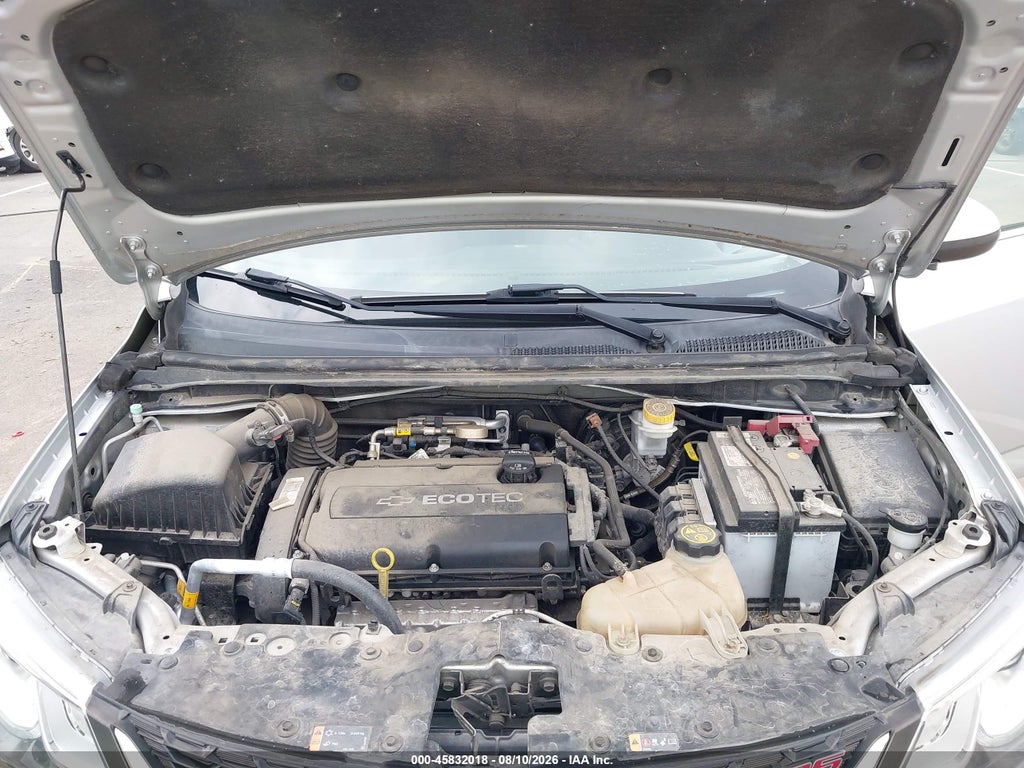 2018 Chevrolet Sonic LT Auto photo 10