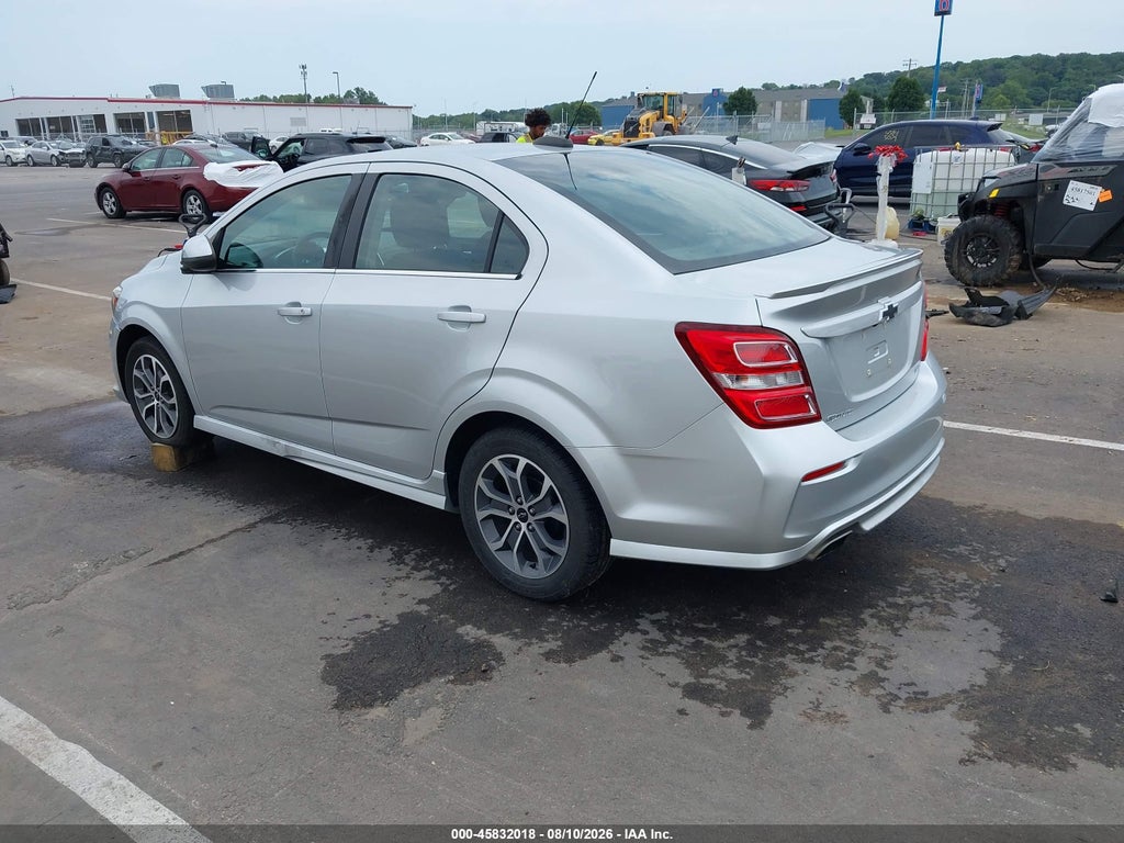 2018 Chevrolet Sonic LT Auto photo 3