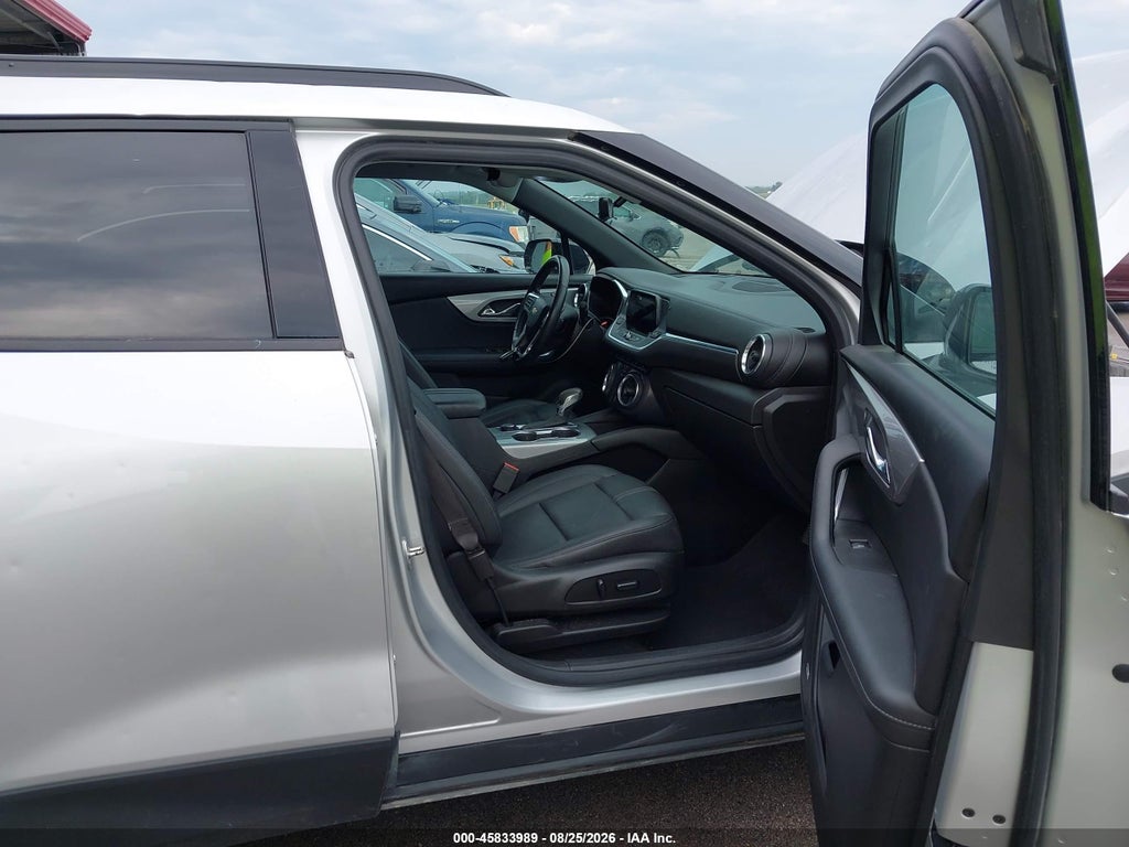 2021 Chevrolet Blazer AWD 3LT photo 5