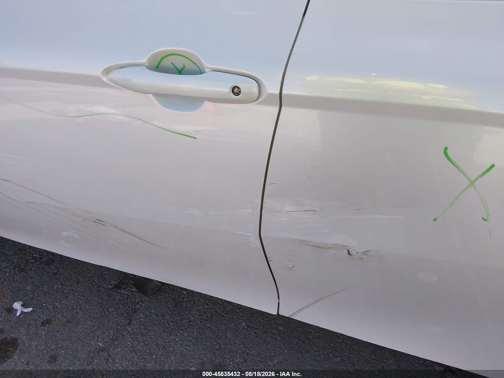 2018 Toyota Camry XSE V6 photo 6