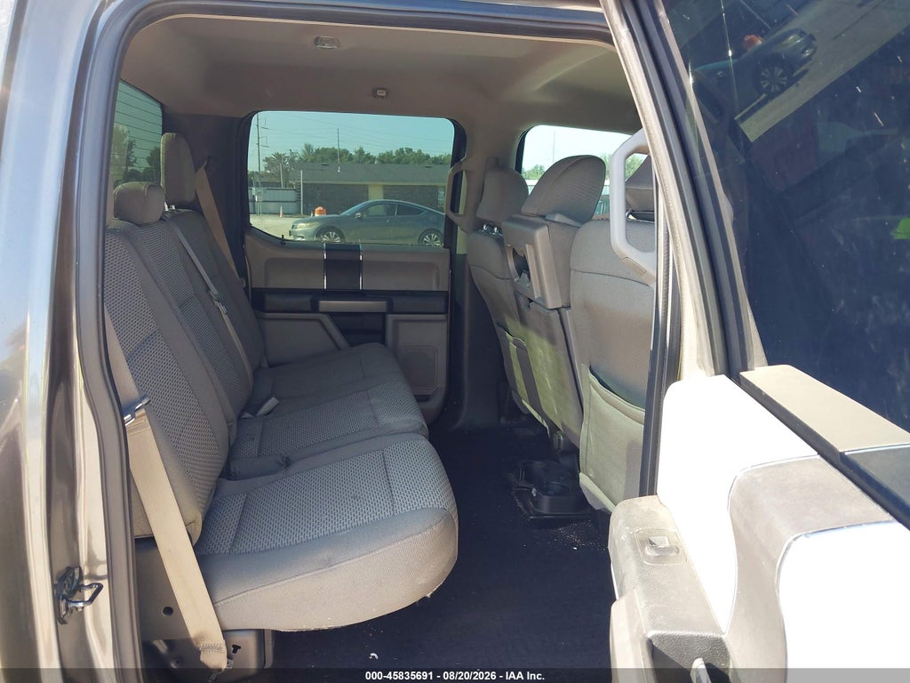 2016 Ford F-150 XLT photo 8