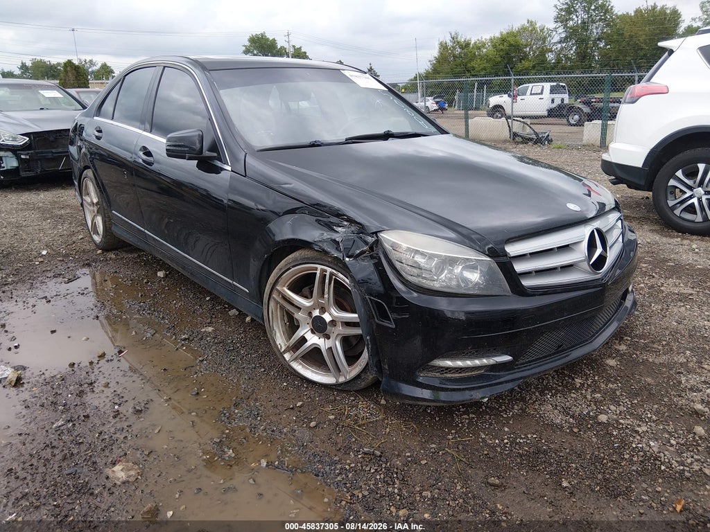 2011 MERCEDES-BENZ C 300 WDDGF8BB2BR150304