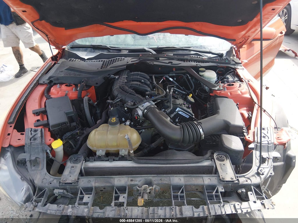 2016 Ford Mustang V6 photo 10