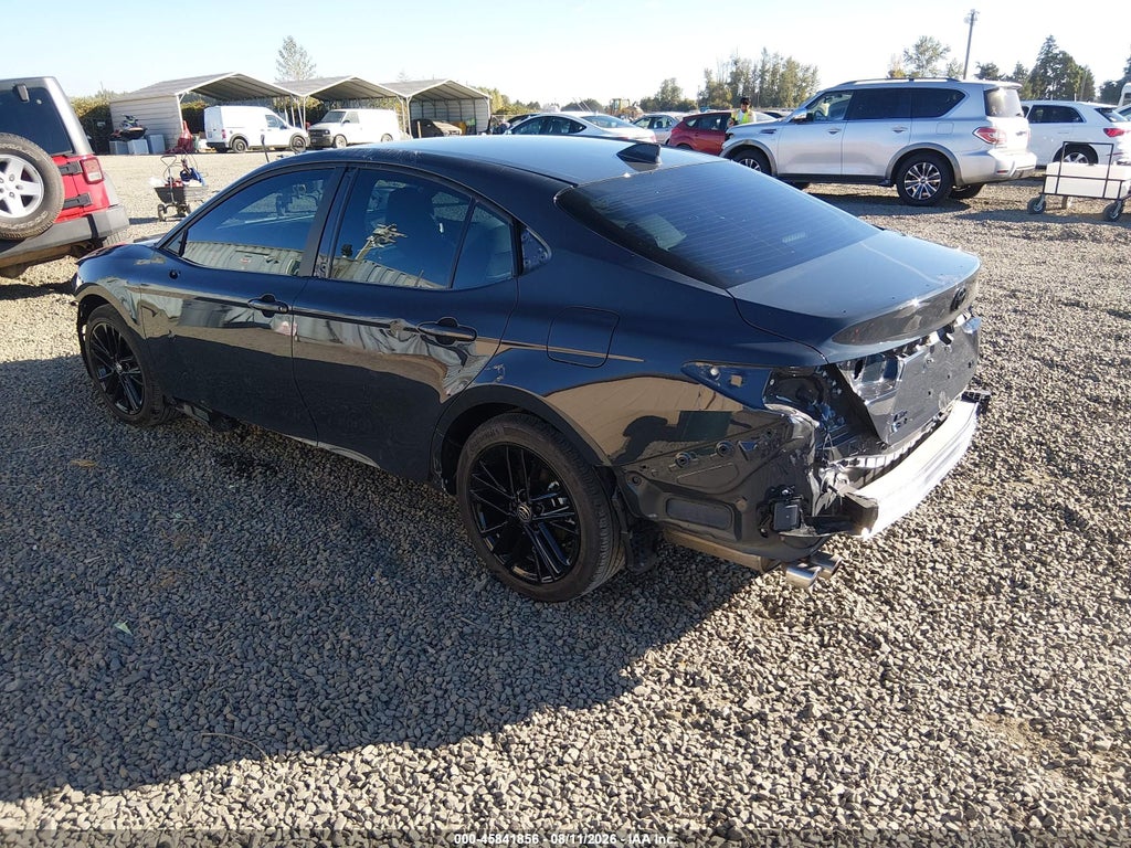 2025 Toyota Camry SE photo 3
