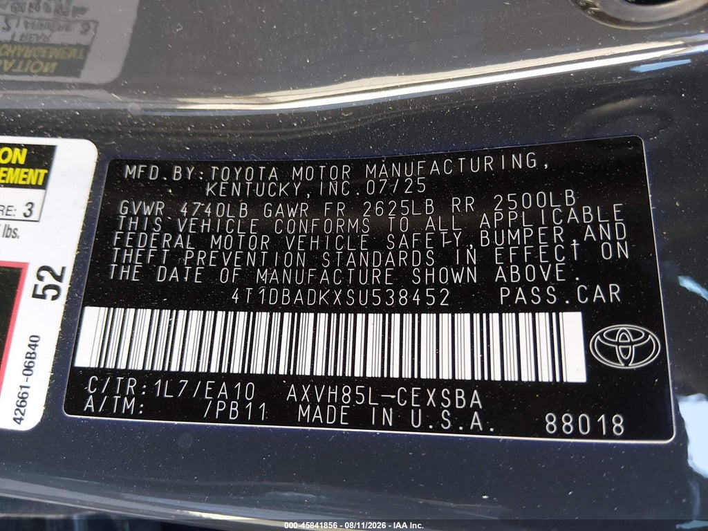 2025 Toyota Camry SE photo 9