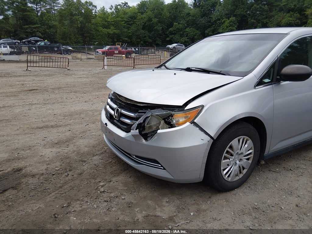 2015 Honda Odyssey LX photo 6