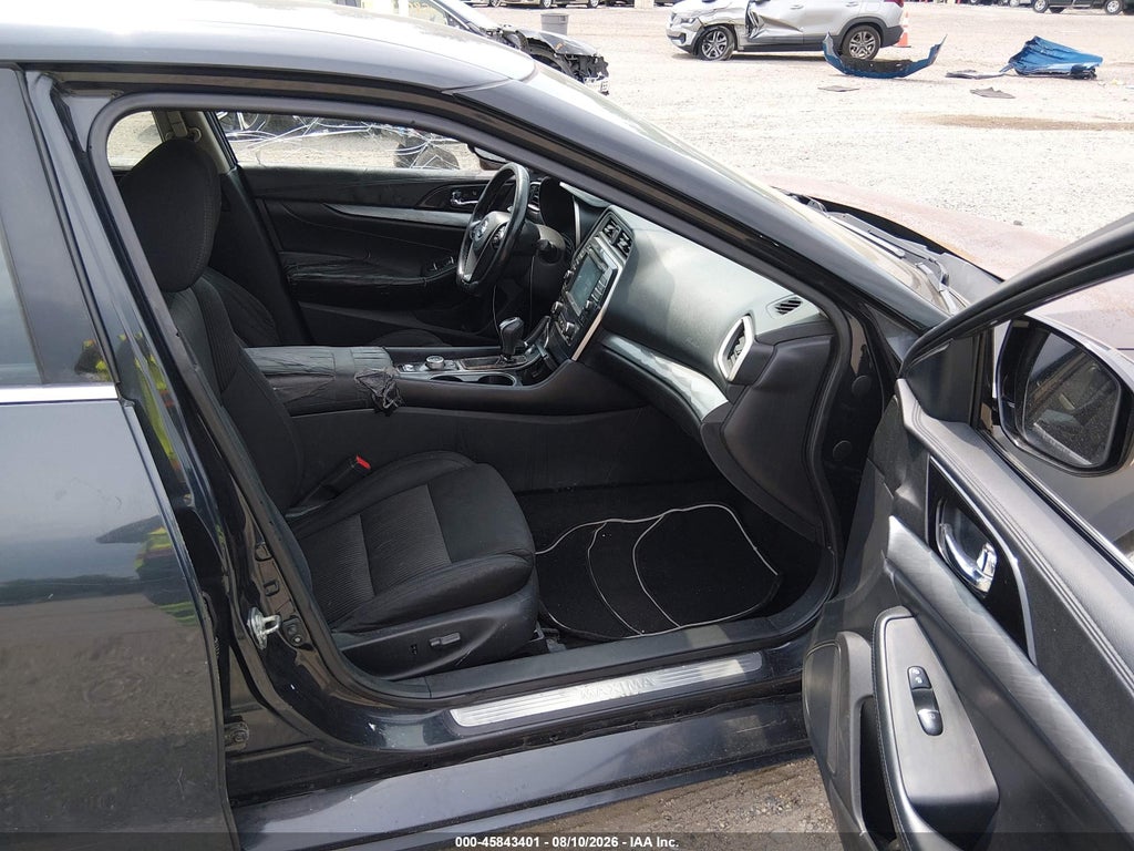 2017 Nissan Maxima 3.5 Platinum/3.5 S/3.5 SL/3.5 SR/3.5 SV photo 5