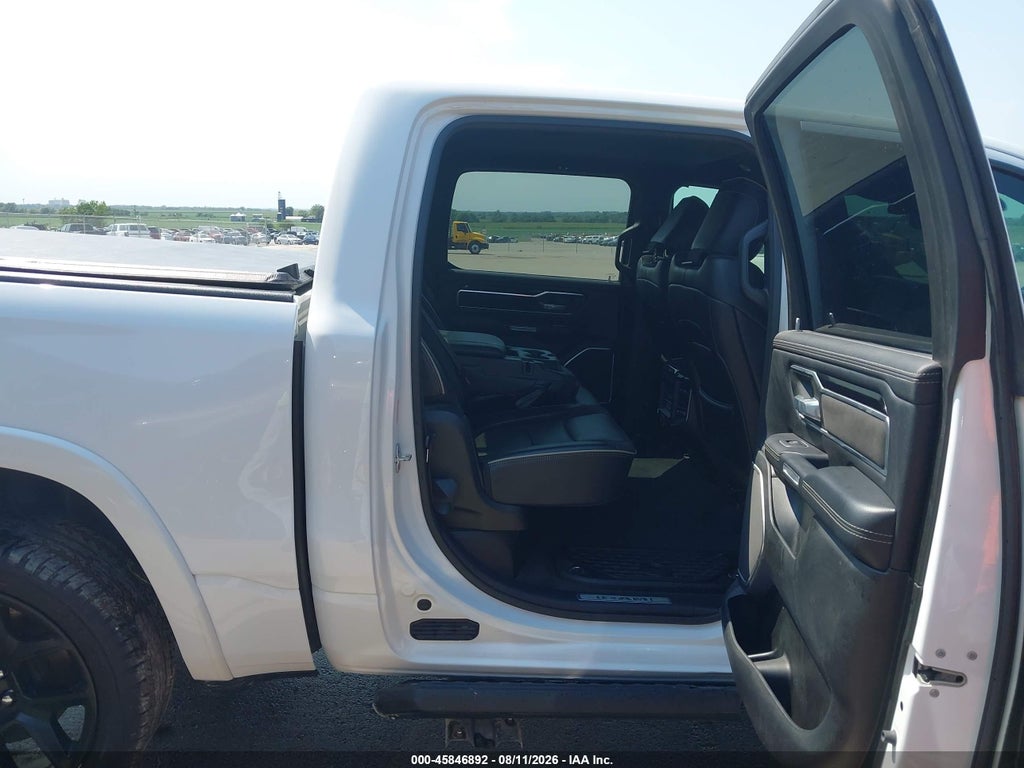 2022 Ram 1500 photo 8