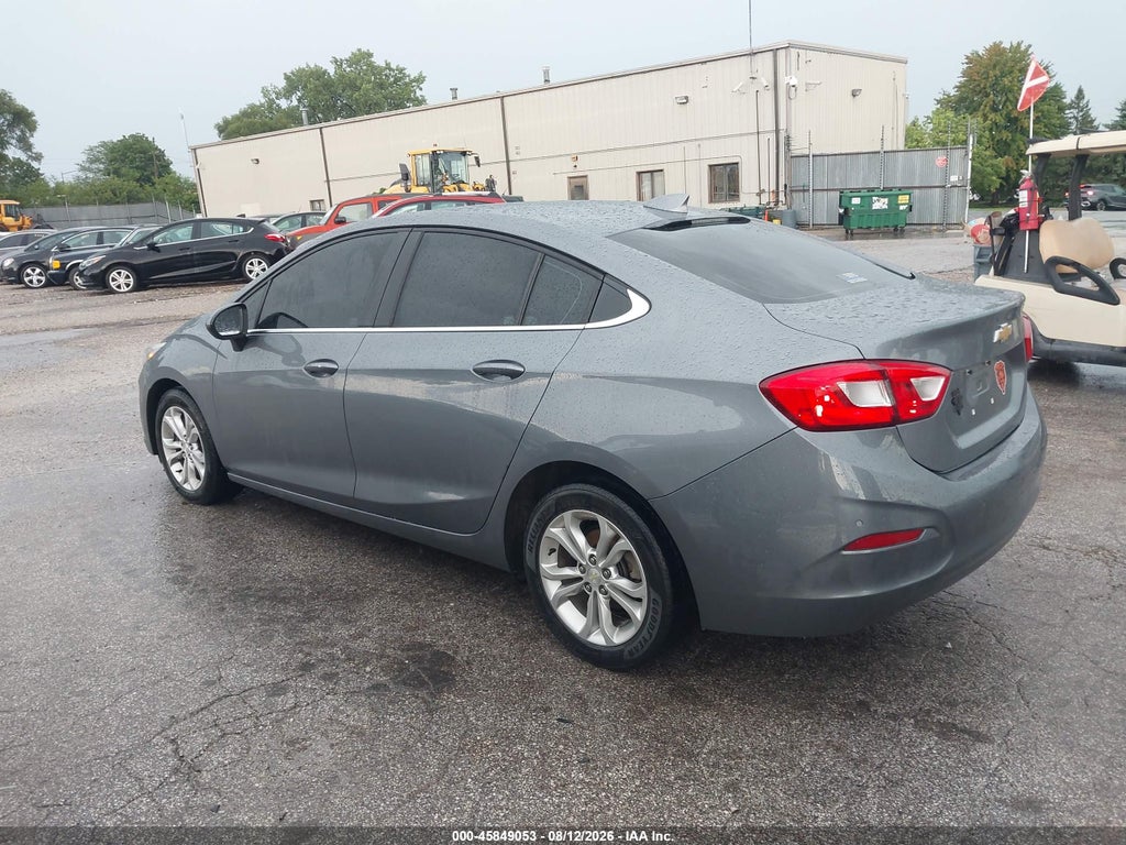 2019 Chevrolet Cruze LT photo 3