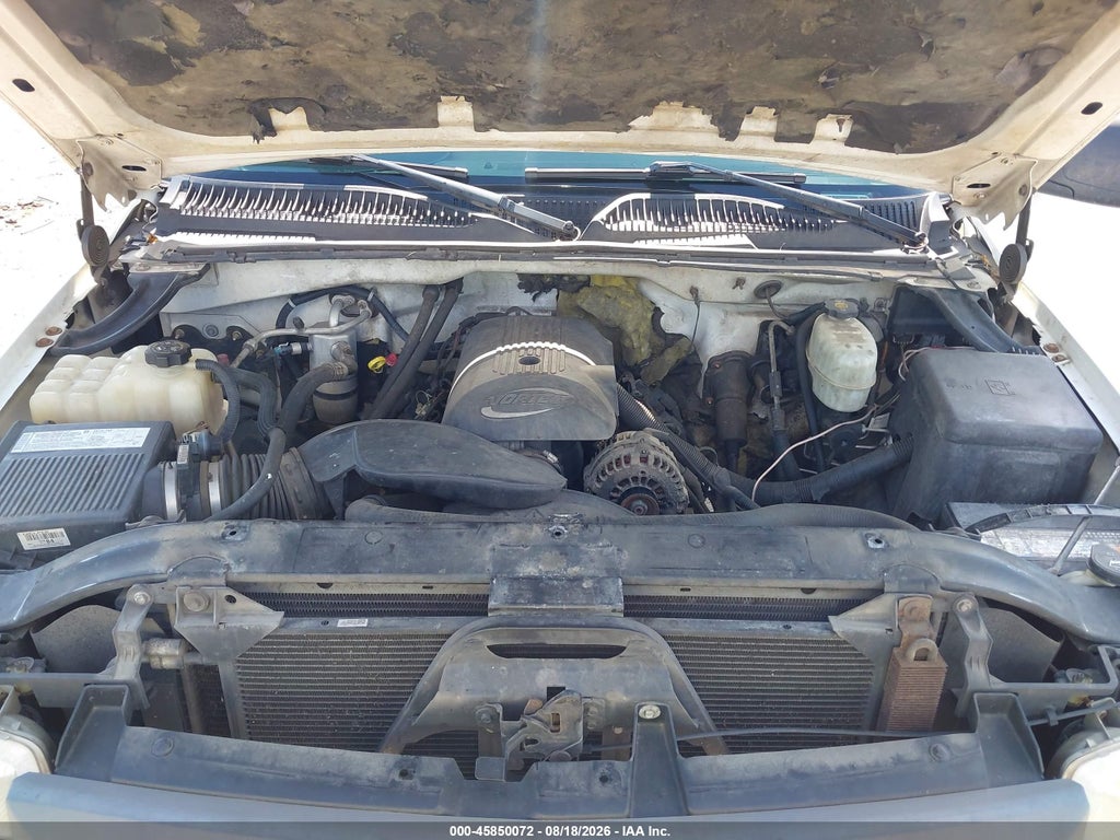 2006 GMC Sierra 2500HD Work Truck photo 10