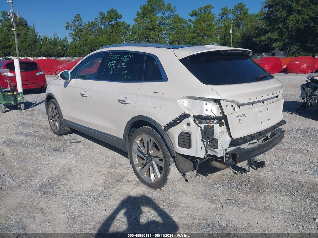 2018 Lincoln MKX Reserve photo 3