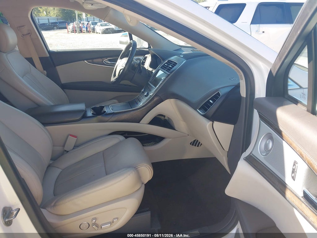 2018 Lincoln MKX Reserve photo 5