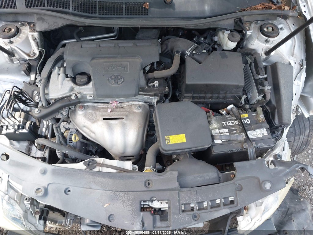 2014 Toyota Camry LE photo 10