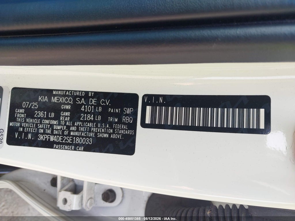 2025 Kia K4 GT-Line photo 9