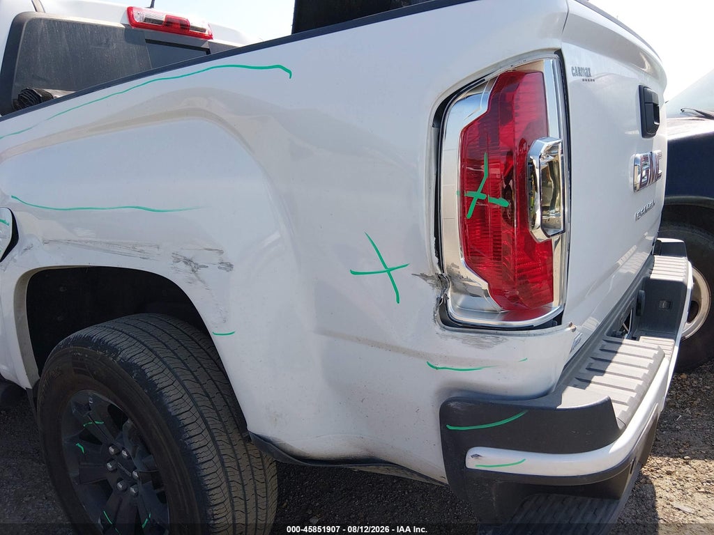 2021 GMC Canyon 4WD Short Box AT4 - Leather photo 6