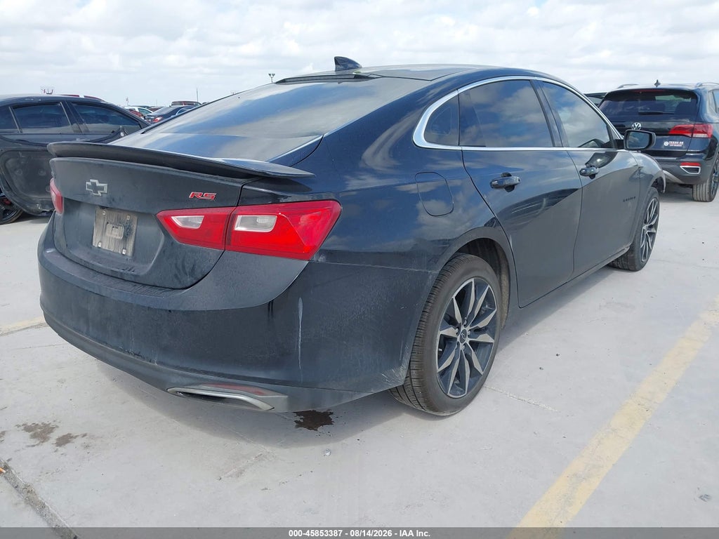 2023 Chevrolet Malibu FWD RS photo 4
