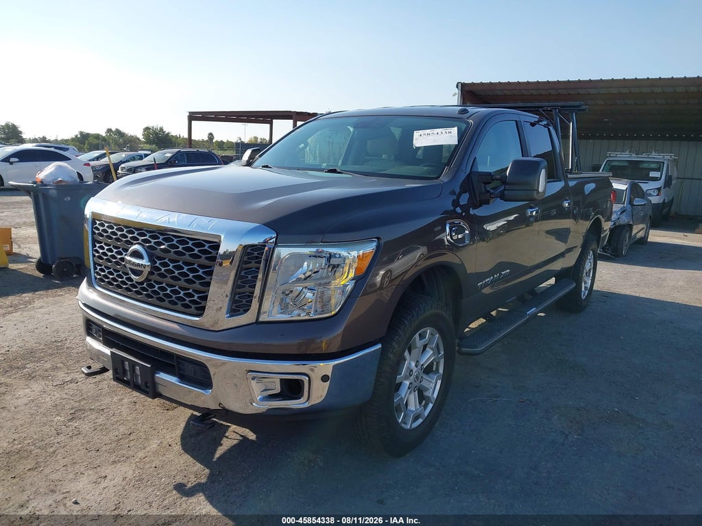 2016 Nissan Titan XD SV Diesel photo 2