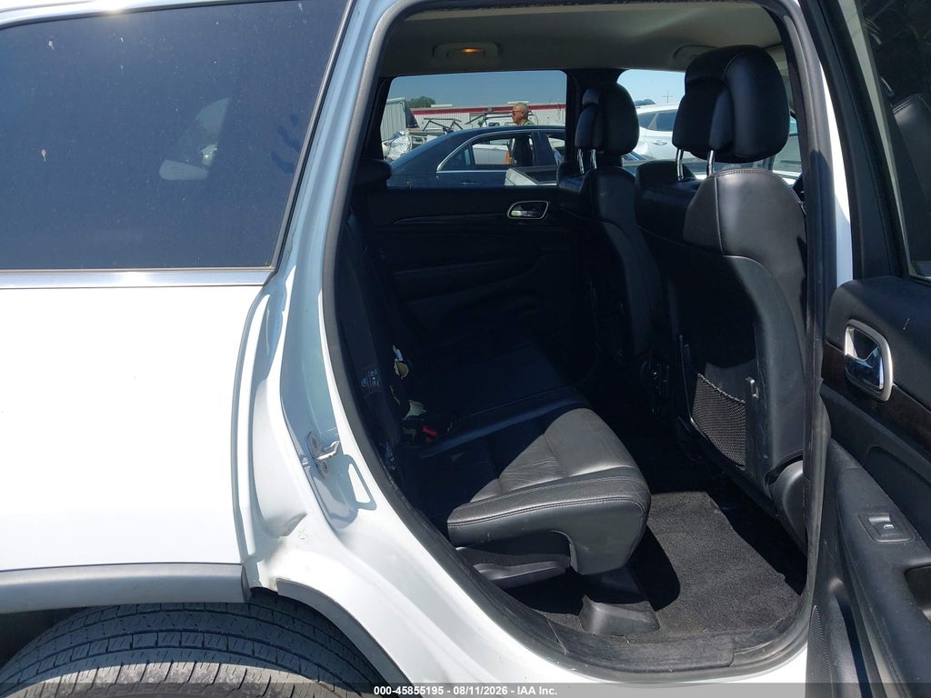 2013 Jeep Grand Cherokee Laredo Altitude photo 8