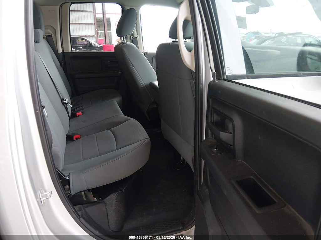2017 Ram 1500 Tradesman 4X2 6'4 Box photo 8