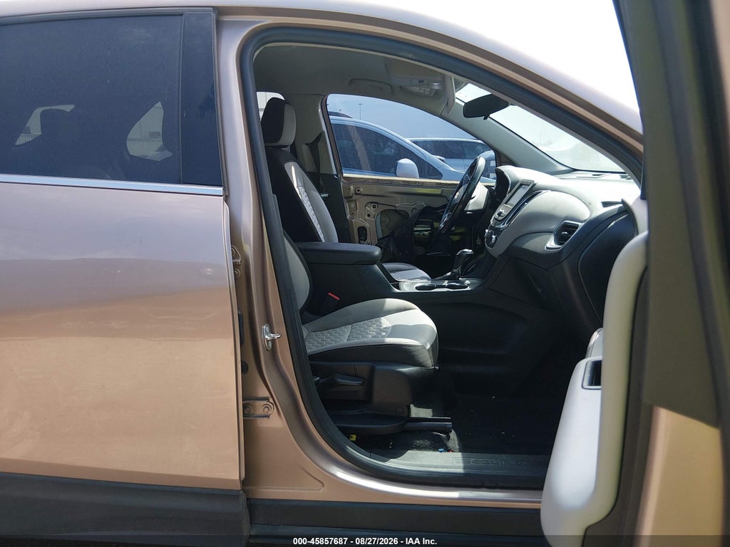 2019 Chevrolet Equinox LT photo 5