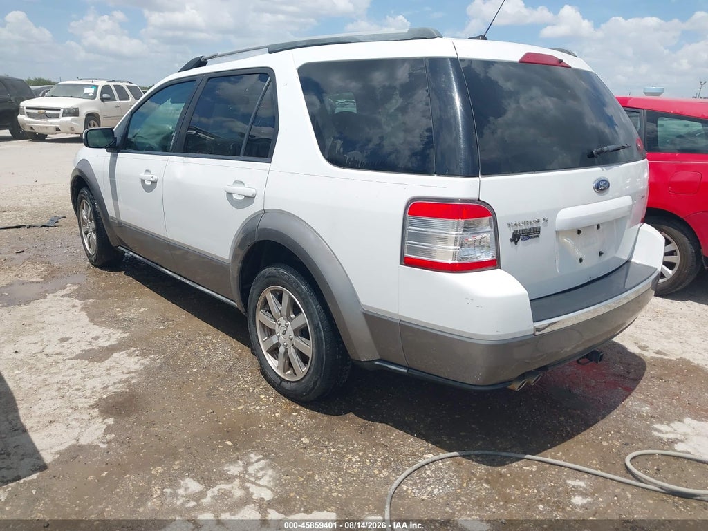 2008 Ford Taurus X SEL photo 3