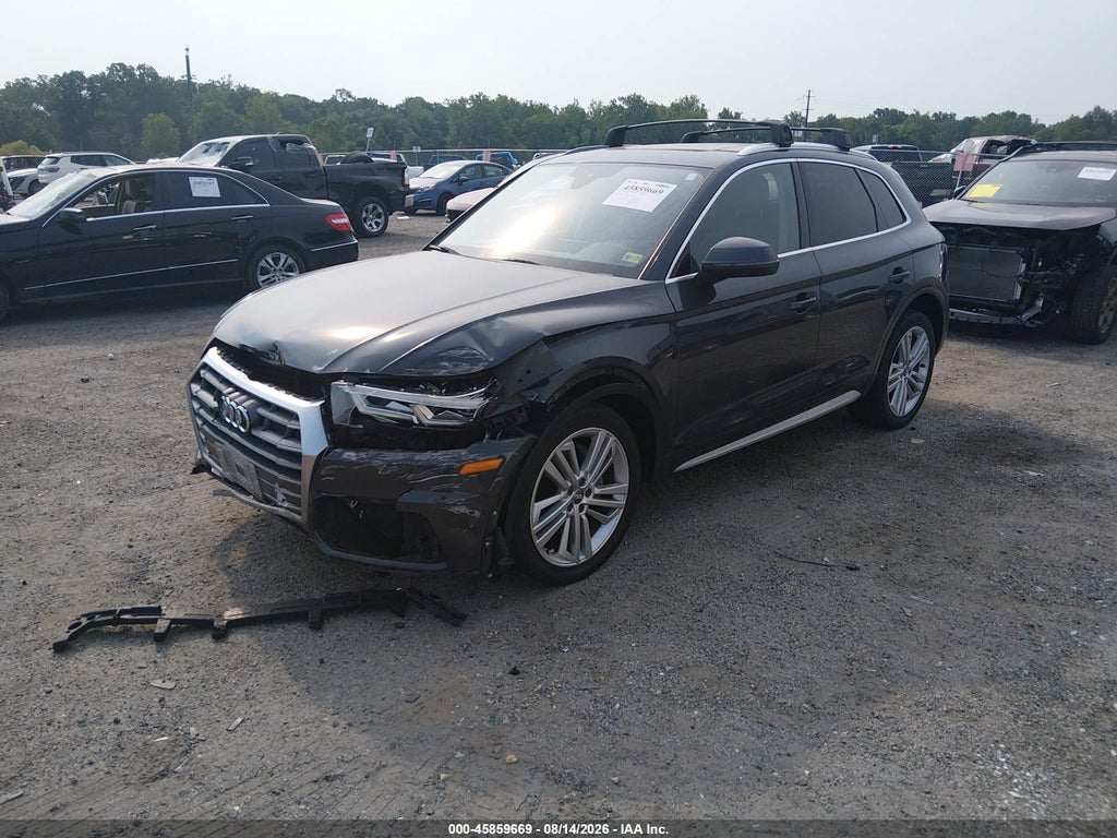 2018 Audi Q5 2.0T Premium/2.0T Tech Premium photo 2