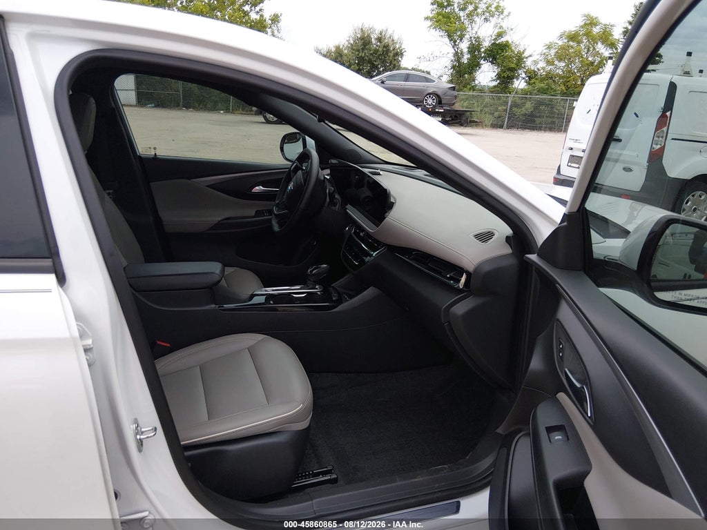 2025 Buick Envista Avenir FWD photo 5