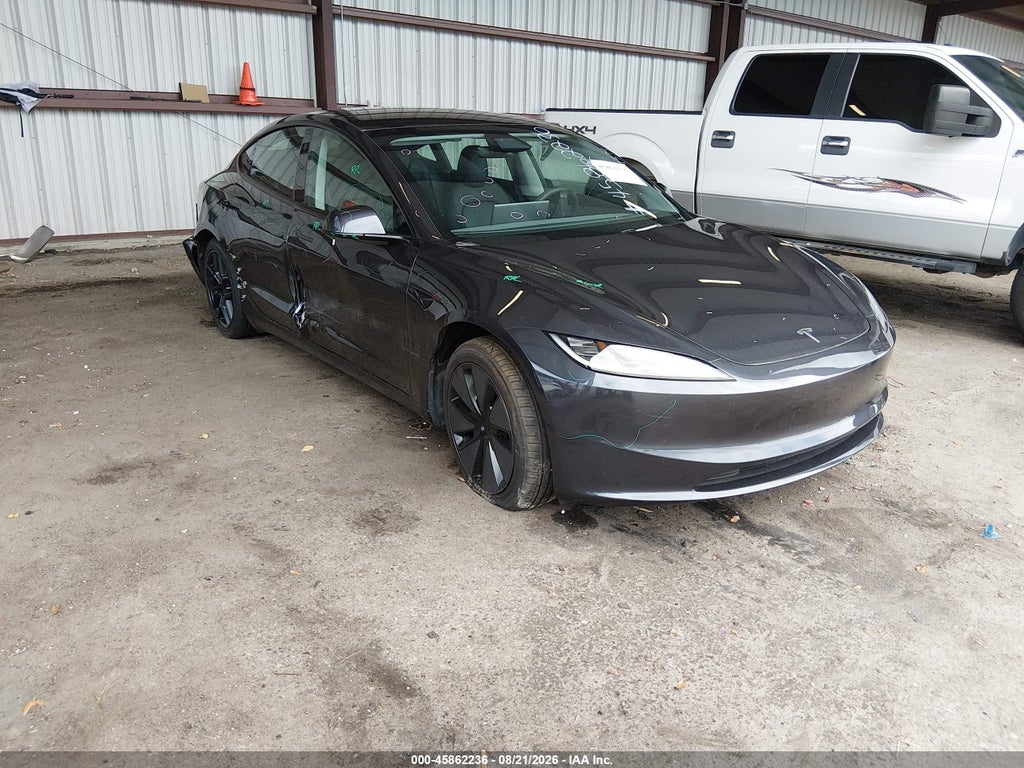 TESLA MODEL 3 2025