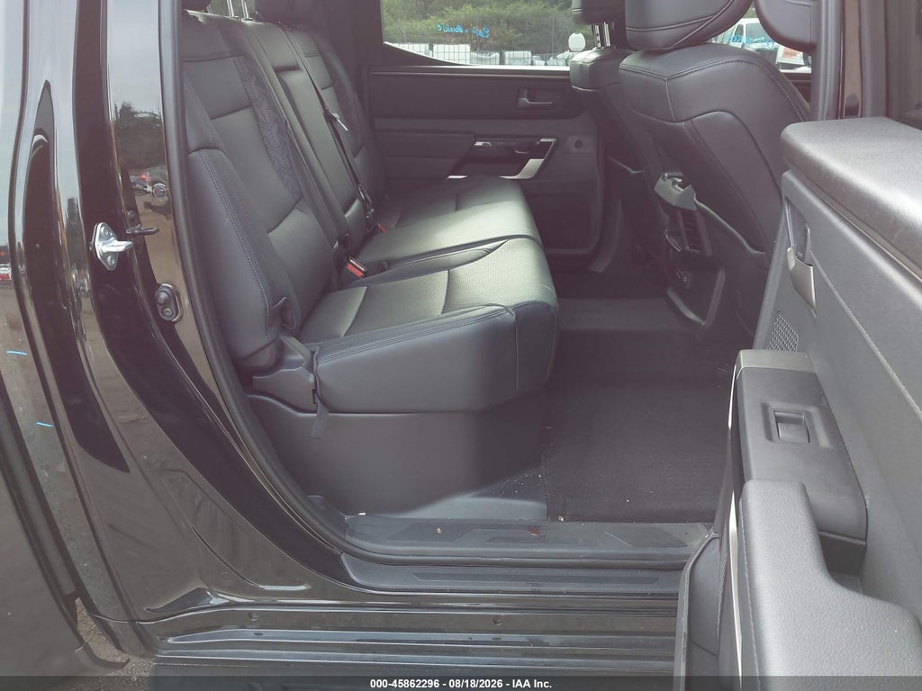 2025 Toyota Tundra Limited photo 8
