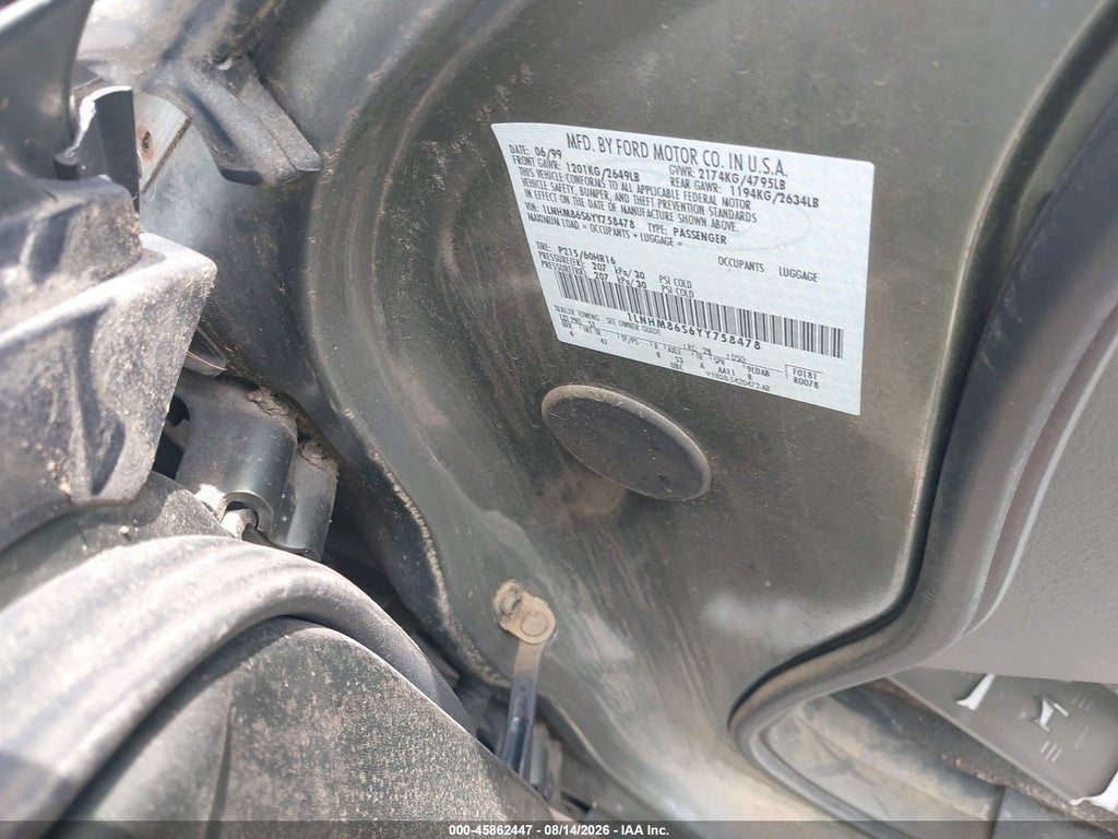 2000 Lincoln LS V6 Auto/V6 Manual photo 9