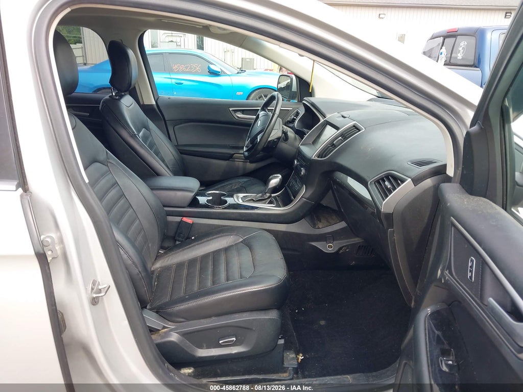 2015 Ford Edge SEL photo 5