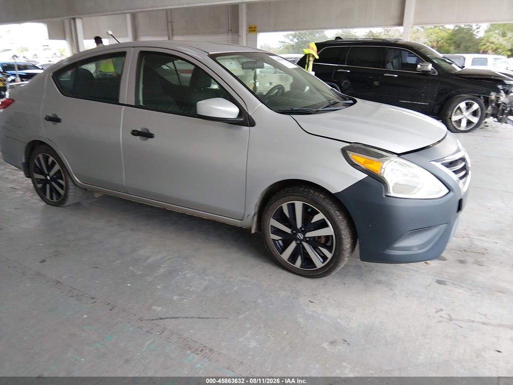 2018 Nissan Versa 1.6 S+ photo 1