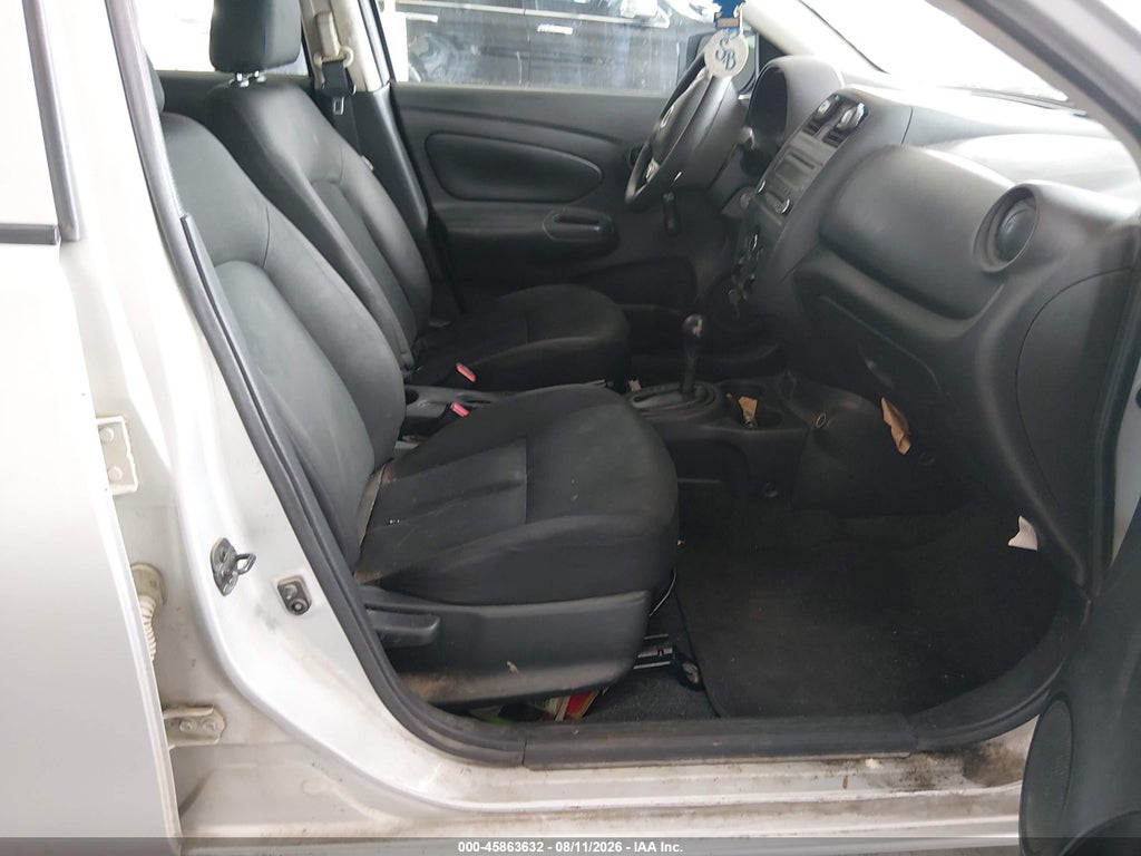 2018 Nissan Versa 1.6 S+ photo 5