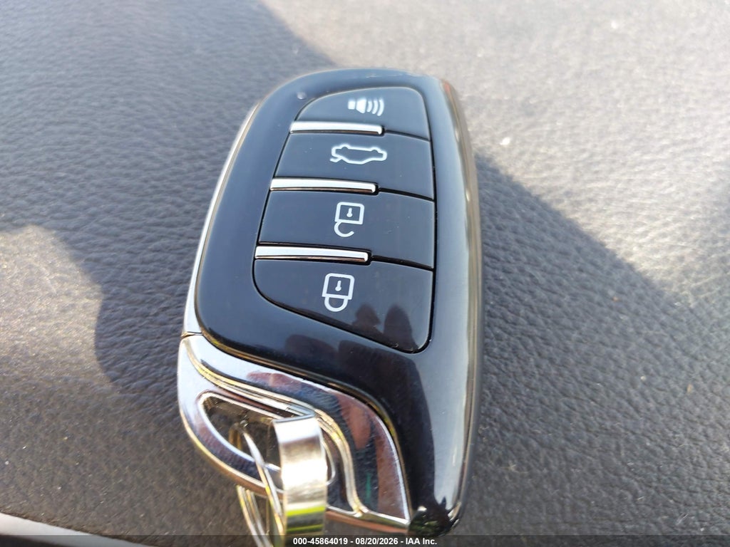 2019 Chrysler Pacifica Limited photo 11