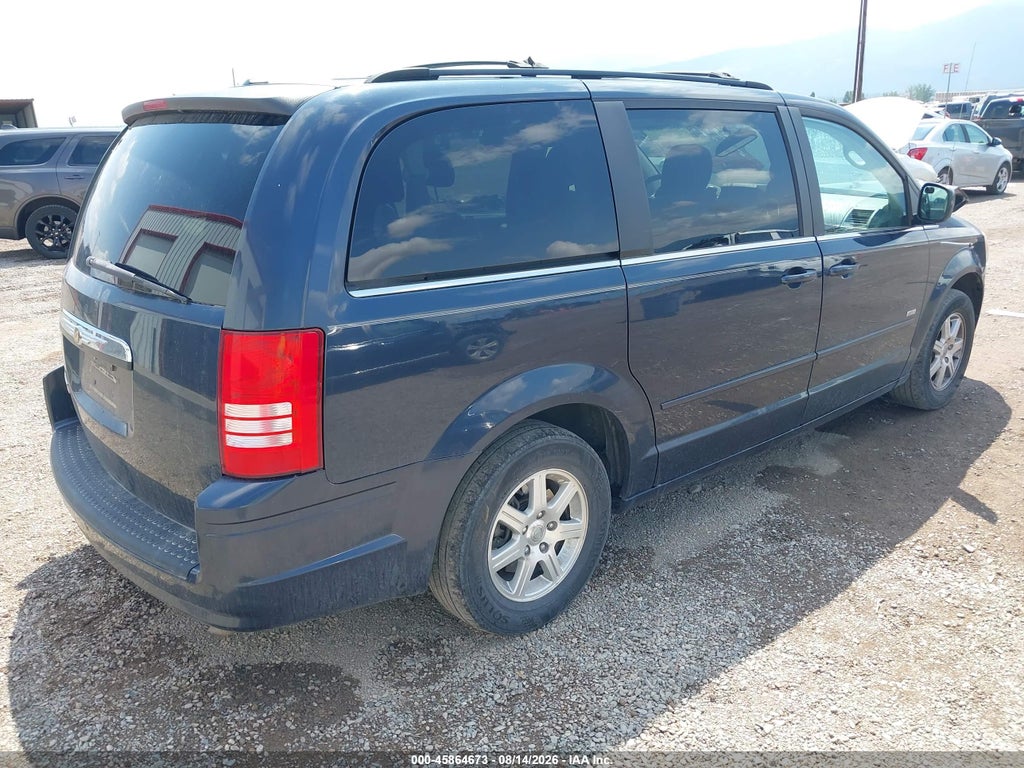 2008 Chrysler Town & Country Touring photo 4