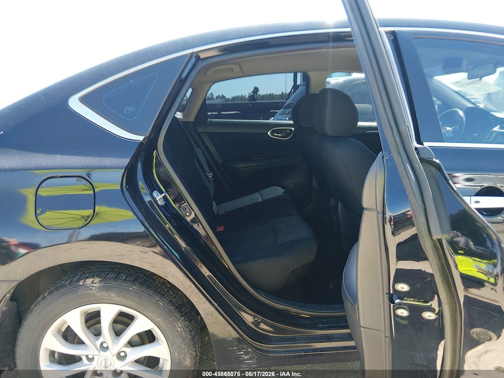 2019 Nissan Sentra SV photo 8