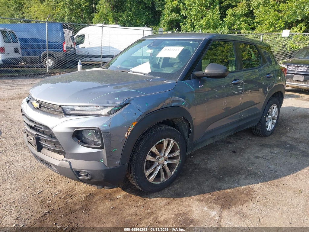 2021 Chevrolet Trailblazer AWD LS photo 2