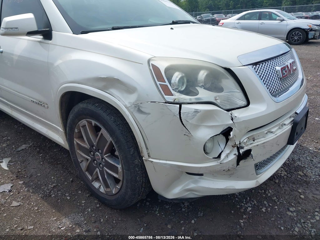 2011 GMC Acadia Denali photo 6