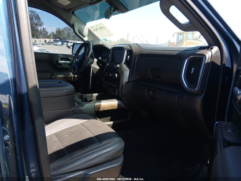 2021 Chevrolet Silverado 1500 4WD Short BED LT Trail Boss photo 5