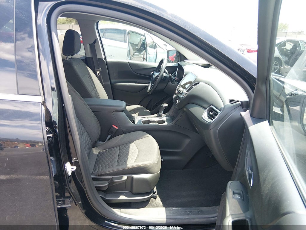 2019 Chevrolet Equinox LT photo 5
