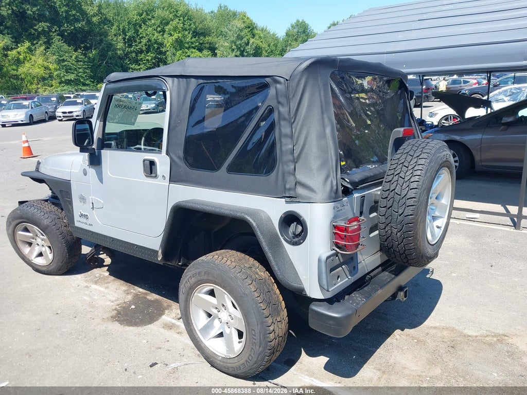 2004 Jeep Wrangler X photo 3
