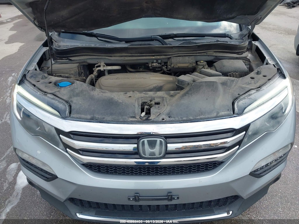 2017 Honda Pilot Touring photo 10