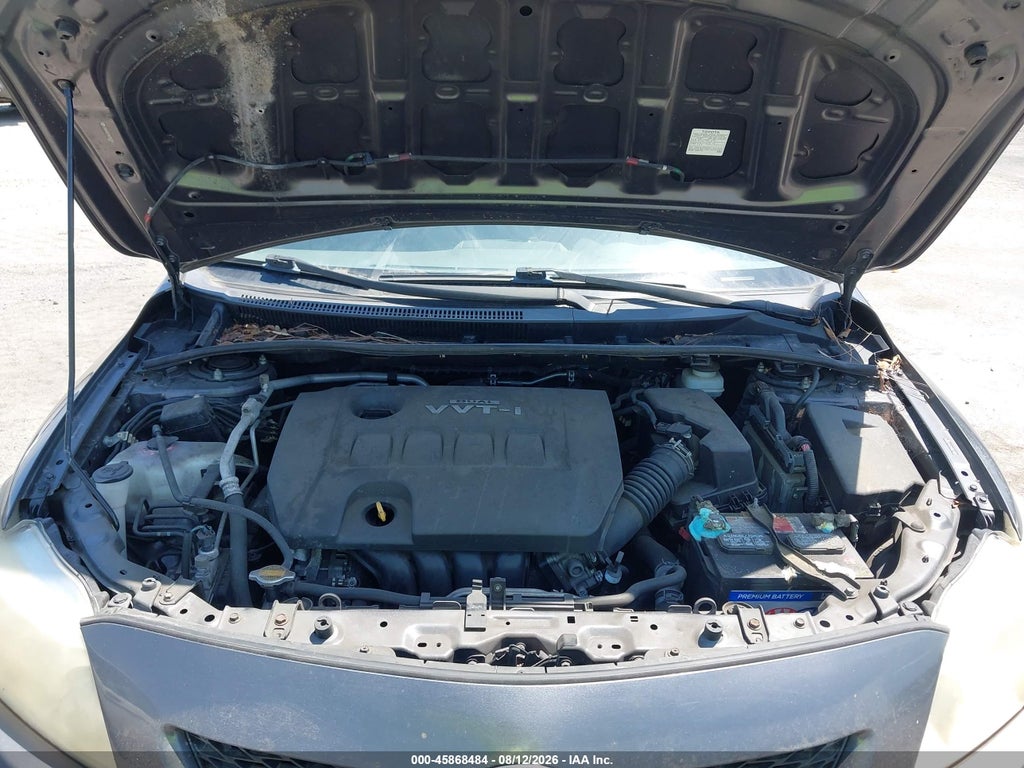 2010 Toyota Corolla LE photo 10