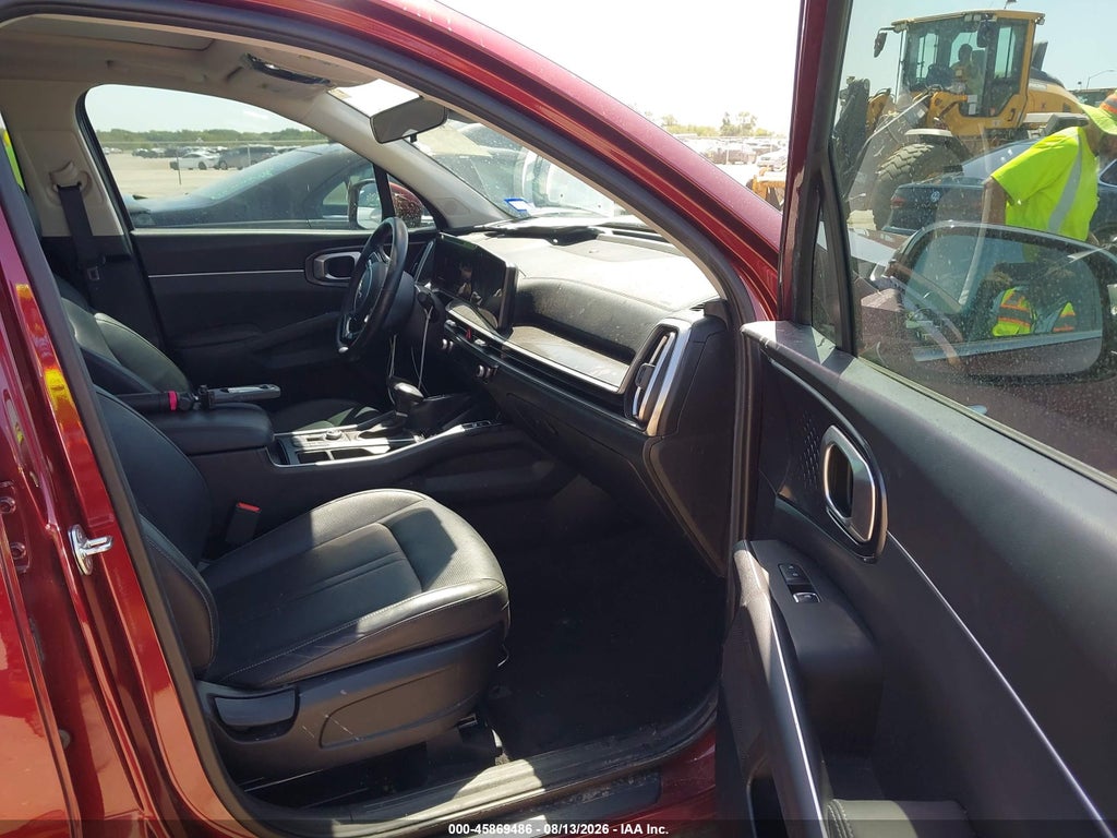 2025 Kia Sorento S photo 5