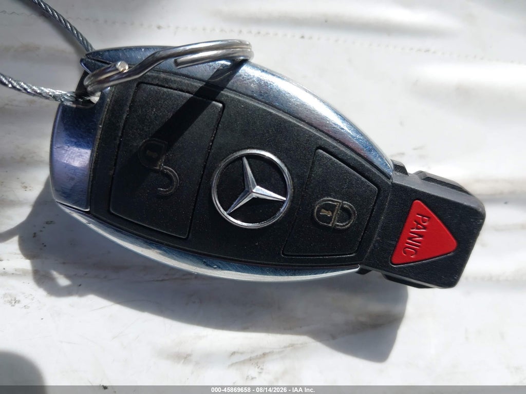 2014 Mercedes-Benz GLK 350 4MATIC photo 11