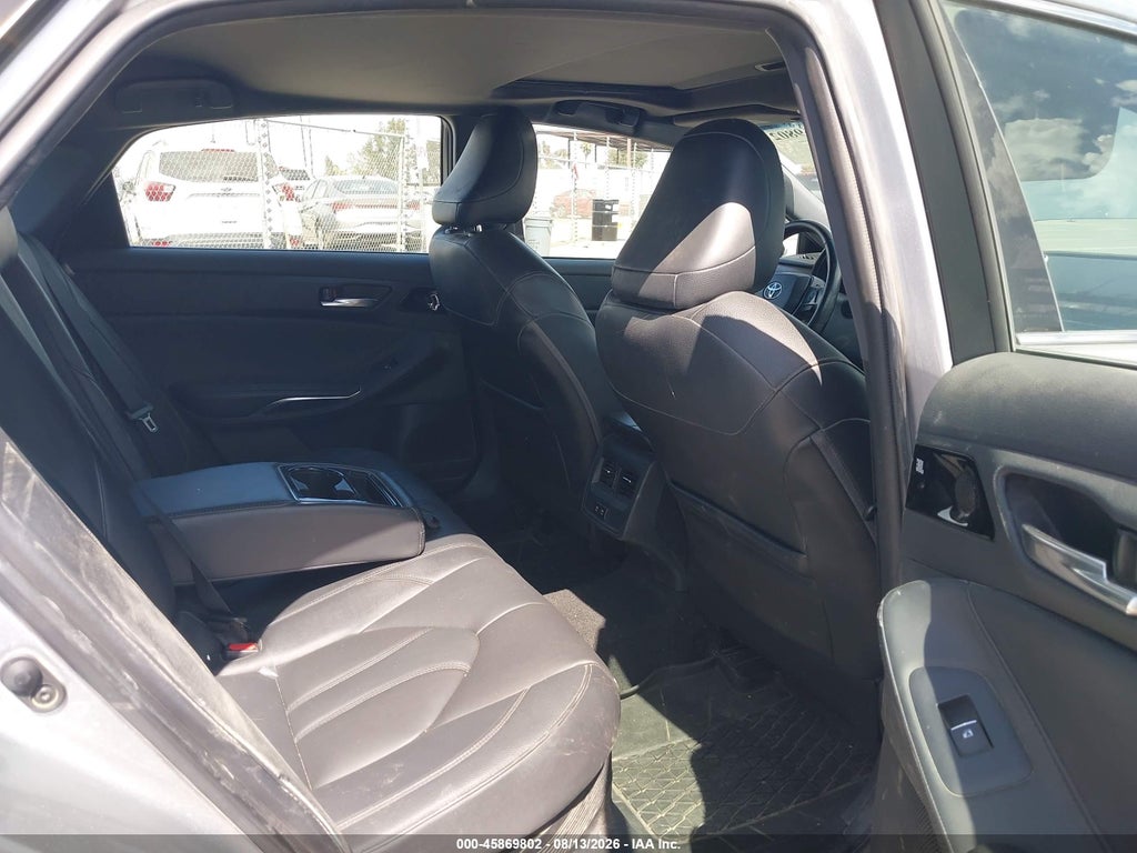 2020 Toyota Avalon Hybrid XLE photo 8