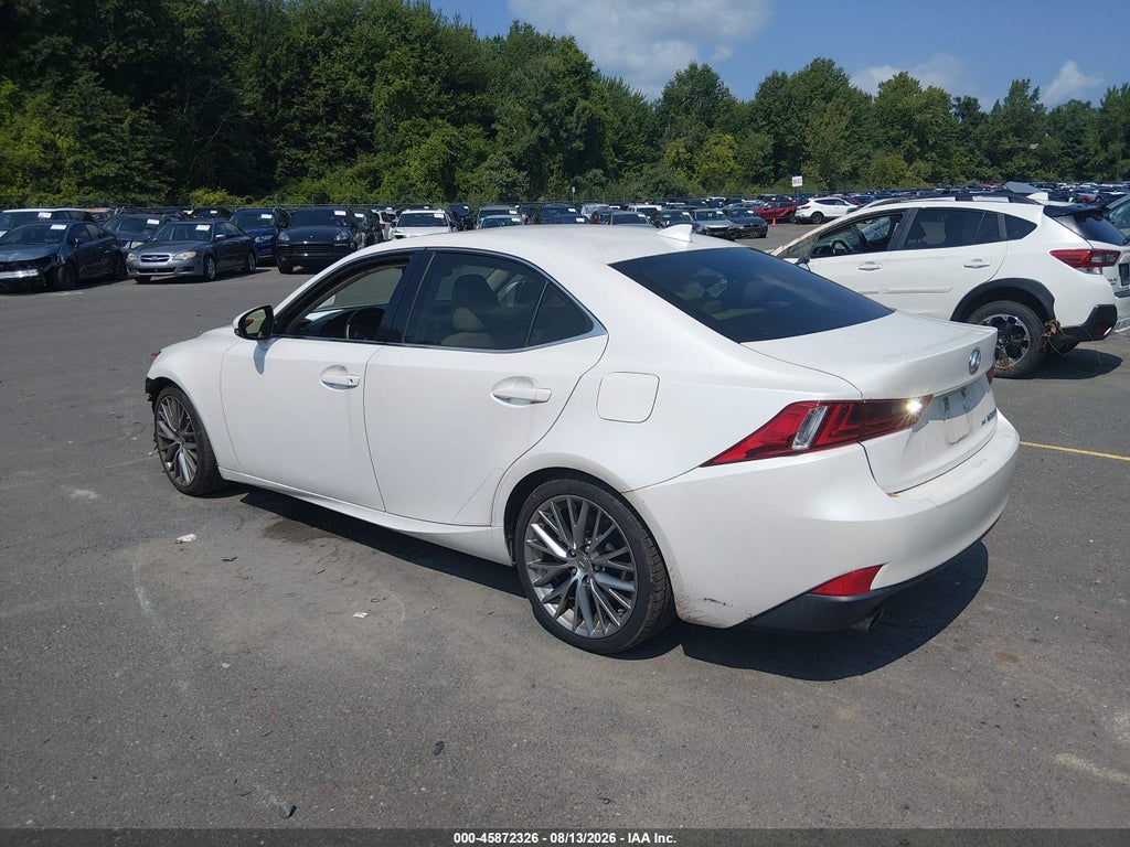 2016 Lexus IS 300 photo 3