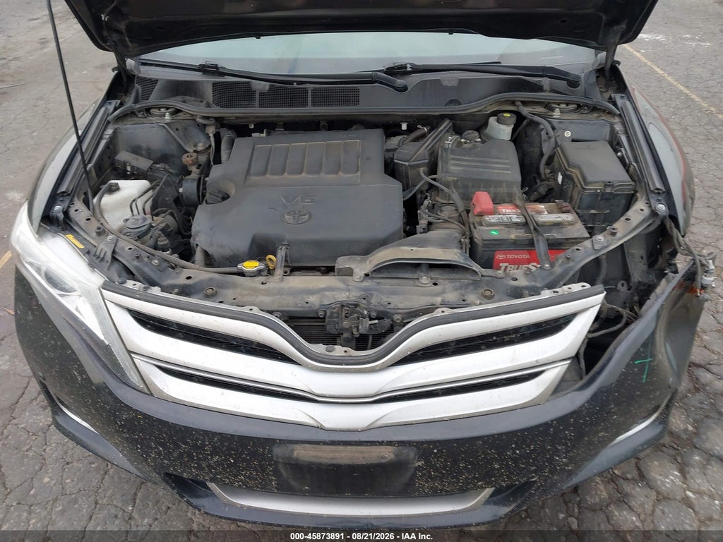 2015 Toyota Venza Limited V6 photo 10