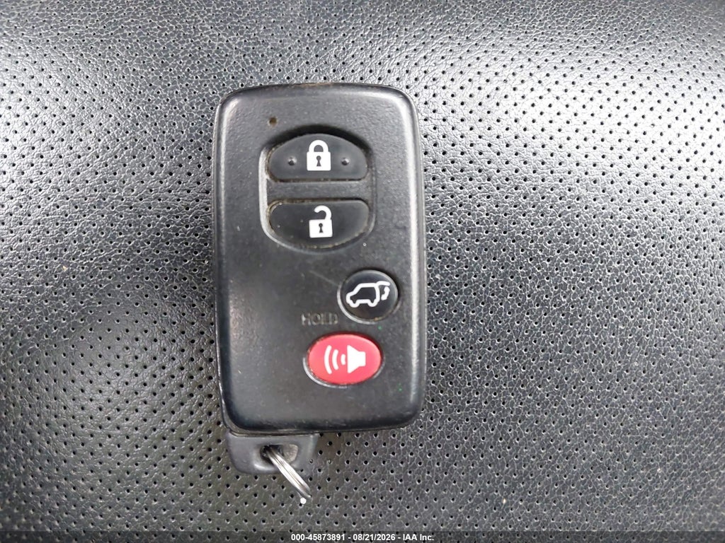 2015 Toyota Venza Limited V6 photo 11