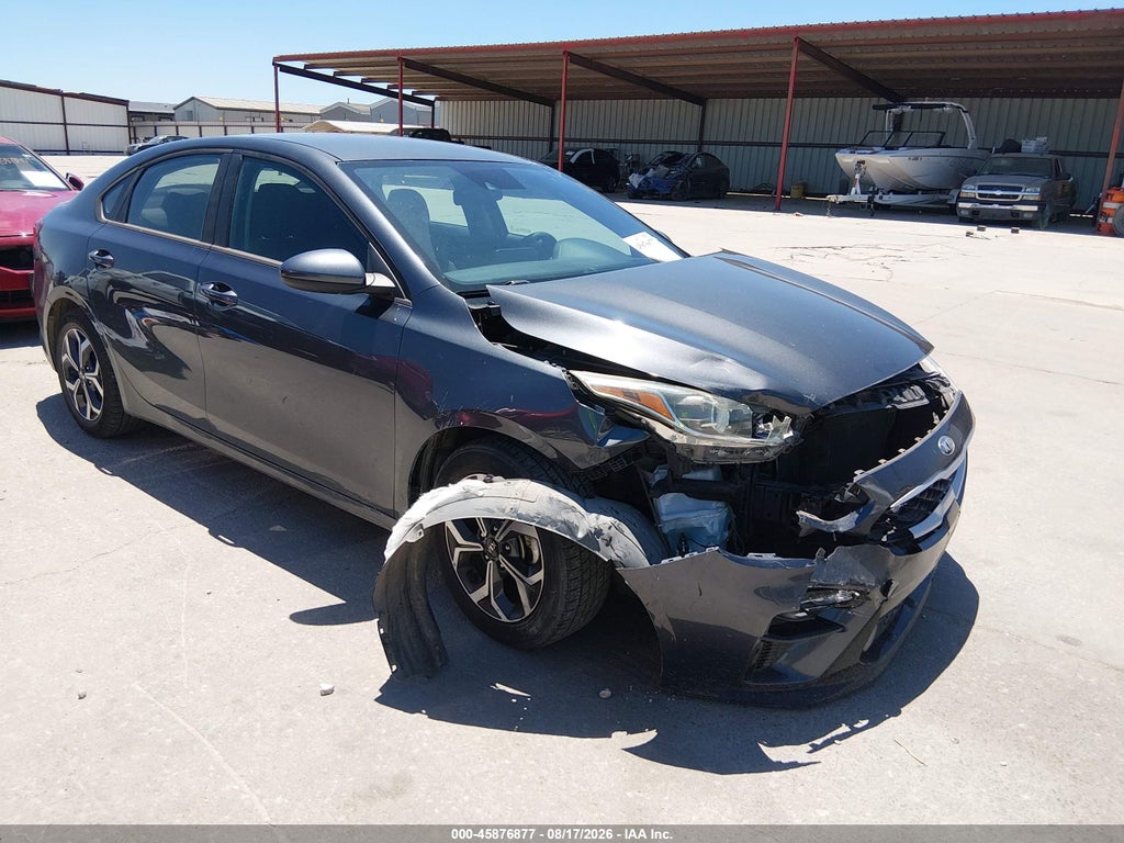 2021 Kia Forte LXS photo 1